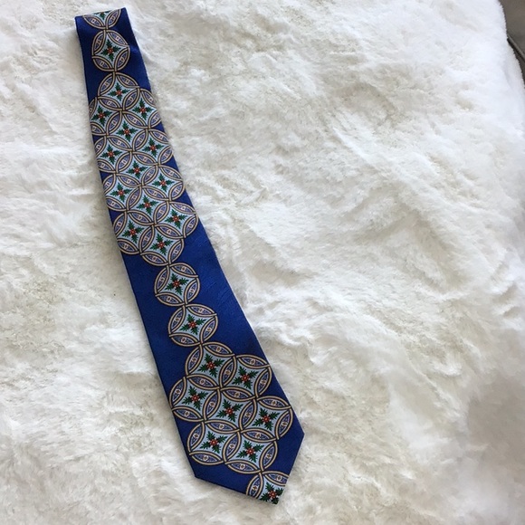 Tie - Picture 2 of 7